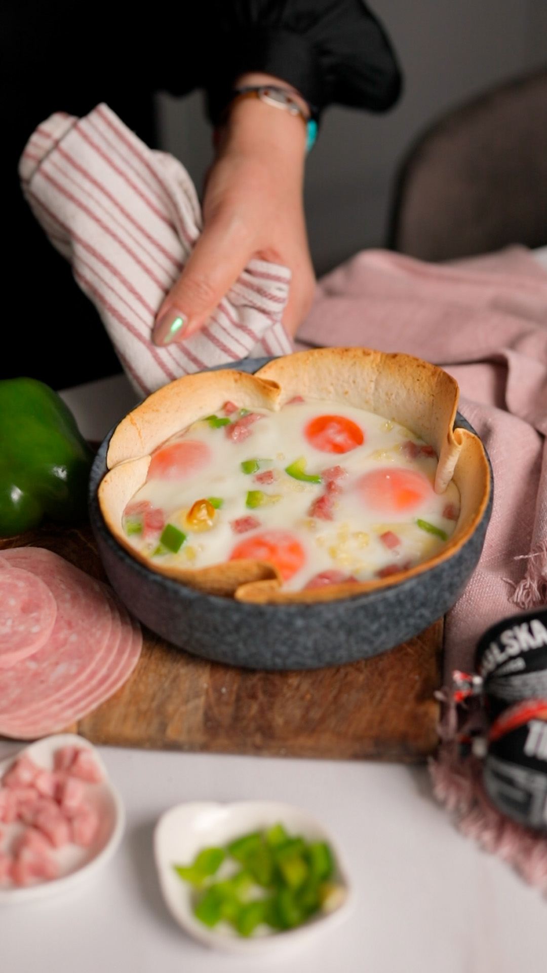 Tortilja s Gavrilović Tirolskom kobasicom i jajima